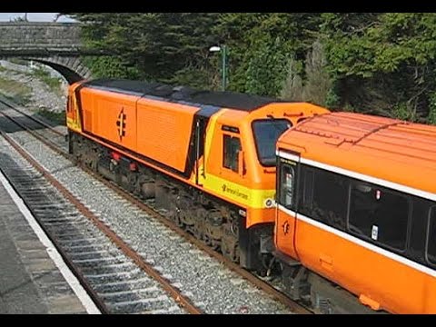 Ireland: Athenry, Iarnród Éireann / Irish Rail Class 201 diesel departs on a Galway to Dublin train