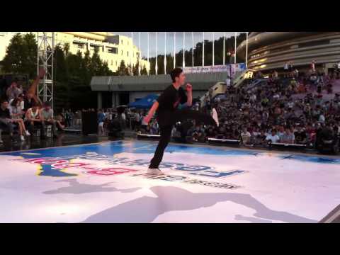 2011 KYUNG-NAM BBOY BATTLE SOLO BORN VS GOTTA (SEMIFINAL)