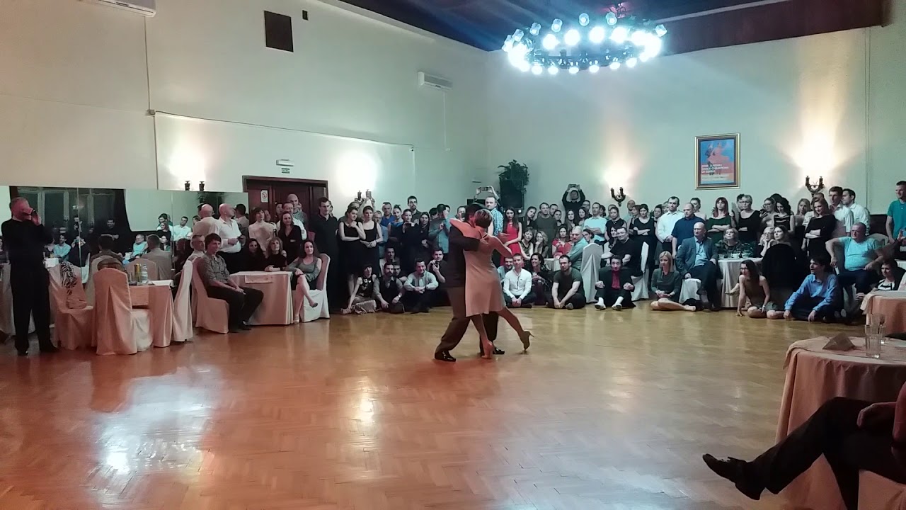 Angel Coria & Anna Yarigo, 01, Tango - Merceditas - Orq. Osmar Maderna
