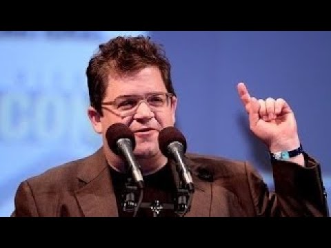 Christopher Hitchens vesves Patton Oswalt on Hitch 22 and Zombie Spaceship Wasteland (2017)