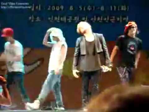 090805 Sukira Hahaha Festival - Minwoo M (Shinhwa) - Minnovation (fancam)