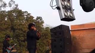 Arijit Singh managing crowd | Live show when he was not too famous