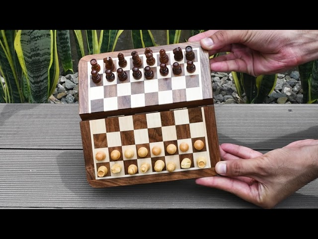 Vídeo relacionado con Chess Bazar - Magnetic Travel Pocket Chess Set - Staunton 7 X 7 Inch Folding Game Board Handmade in Fine Rosewood, 2 jugadores