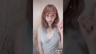 【おっぱい】 tiktok 乳揺れダンス 最後がむぎゅ。。。。 たぶん好きでしょ？ｗ
