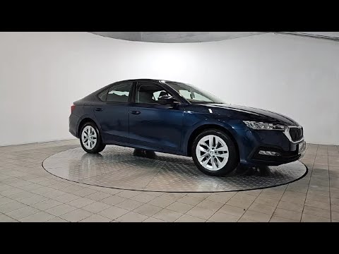 Skoda Octavia Ambition 2.0TDI, Alloy wheels, Rever - Image 2