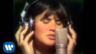 Linda Ronstadt - &quot;Tracks Of My Tears&quot; (Official Music Video)