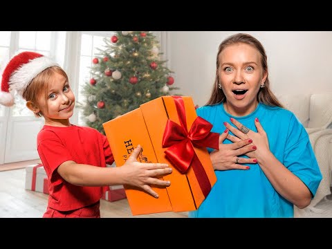 ВАСЯ сделала Маме ПОДАРОК МЕЧТЫ! Кукояки влог