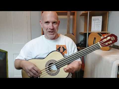 1) Introduction to playing the bass ukulele -  Part One