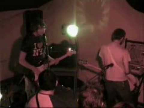 dummo - live 10/2006 @ saletta - fire!