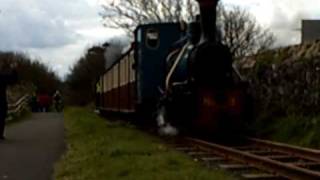 preview picture of video 'The Giant's Causeway and Bushmills Railway, top and tail, Easter 2009'