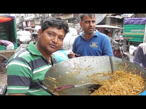 Soybean Chowmein Noodles Only 10 Rs Per Plate | Street Food Chawri Bazar Delhi Area Video