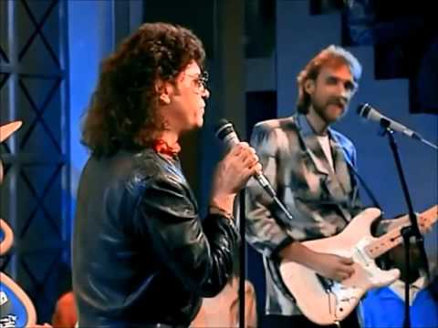 ALL I NEED IS A MIRACLE - MIKE RUTHERFORD AN THE MECHANICS (1986)