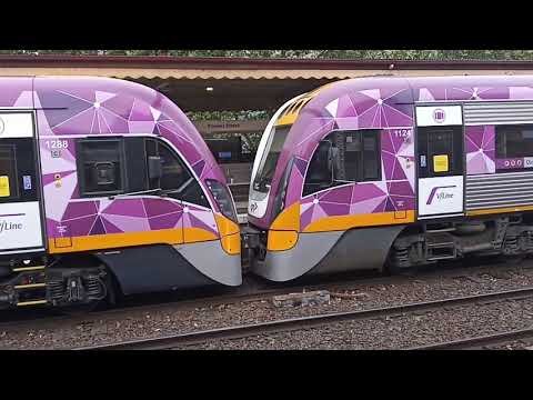 V/Line VLocity VL24+VL88 at Flinders Street P10