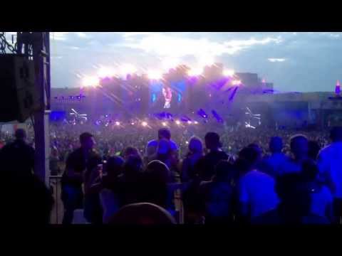 Hardwell intro Tomorrow World September 2013