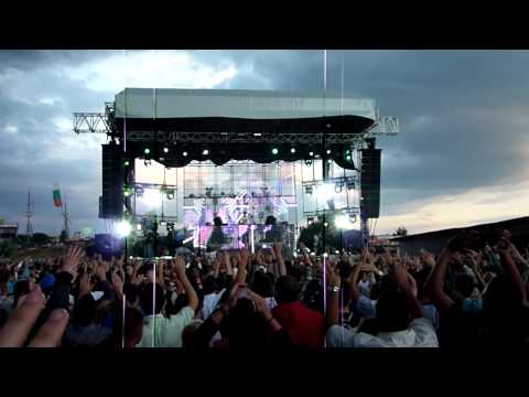 Armin van Buuren @ Cacao Beach 2011 END (Nirvana - Smells Like Teen Spirit (Myon & Shane 54 Bootleg)