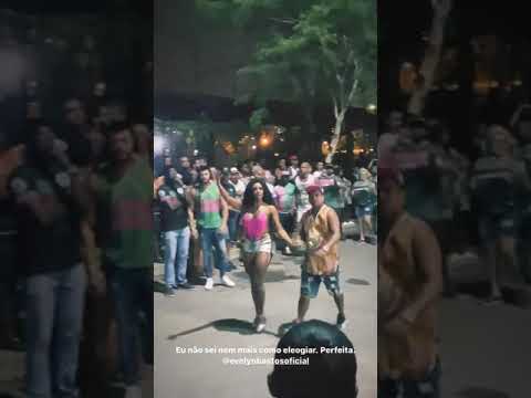 Evelyn bastos + paradinha da bateria- mangueira 2020