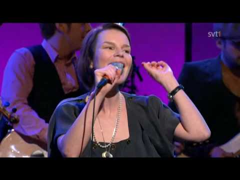 Anna Järvinen & Augustifamiljen - Fishermans Blues (Live På Spåret 2010)