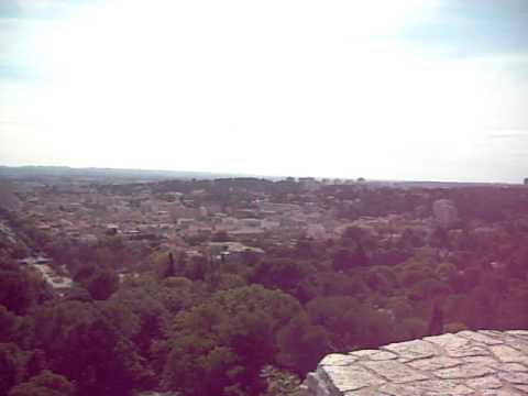 Nîmes et la tour Magne