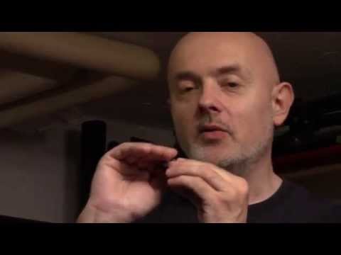 Thomas Hippe Blues Harp / Mundharmonika  - Handhaltung - Öffnung und Schließung