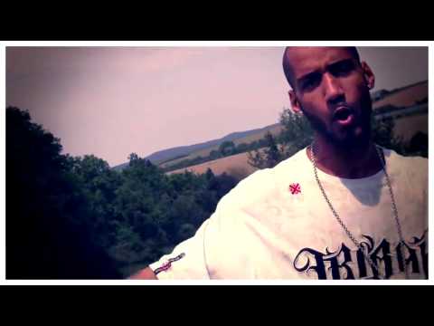 Chorus Citrus - Dej mi křídla ft. Madalena Joao, Pluto (Official Video)