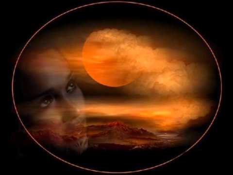 Crazy Playboy ft Nanua - Loin là-bas, Loin de moi