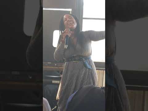 Julie Dexter Live @ Buteco