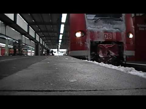 Triebzug am Kopfbahnhof Stuttgart