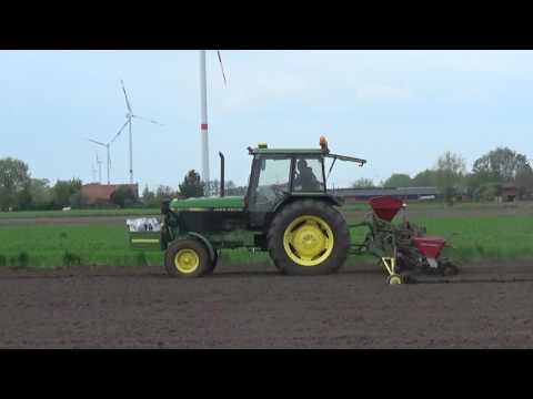 Landb. Van Holle - Assenede - John Deere 2450 en Nodet