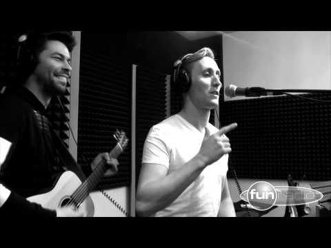 Adam Ďurica feat. Sajfa III - Láska-Veda (live@Funradio)