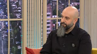 Առավոտ լուսո (weekend). Արվին Քոչարյան