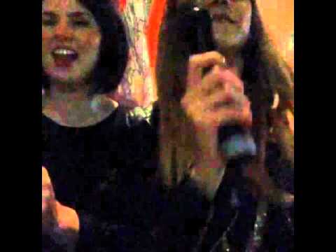 Karaoke per stonate😂