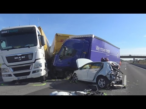 LKW auf Stauende - 2 Schwerverletzte auf A4 Höhe Arnoldsweiler am 02.09.16 + O-Ton