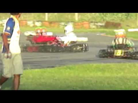 Campeonato PE de Kart 2012 - 2a Etapa - Senior - Batida Video 01 - ZOOM