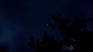 Strange lights in sky over Toronto, Canada July 26th 2014
