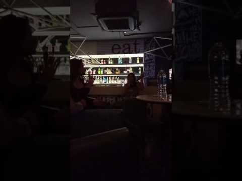 Ar. Pratiksha Porwal Shah Impromptu humming of Lag Ja Gale-Karoake Bar