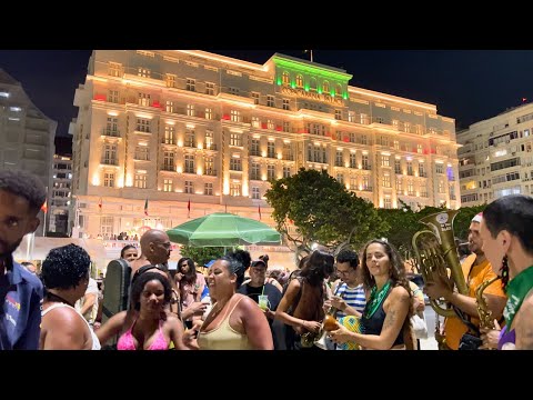 NIGHT OF FESTIVITY IN FRONT OF THE COPACABANA PALACE — RIO DE JANEIRO【4K】🇧🇷