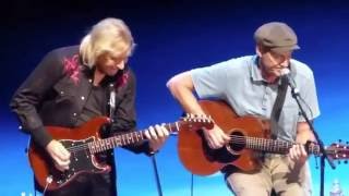 JT and Joe Walsh - Steamroller Blues At an annual Country Hall of Fame benefit 27/09/16