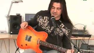 Video thumbnail for Digitech RP1000 Effects and Amp Switching System by ralfjung
