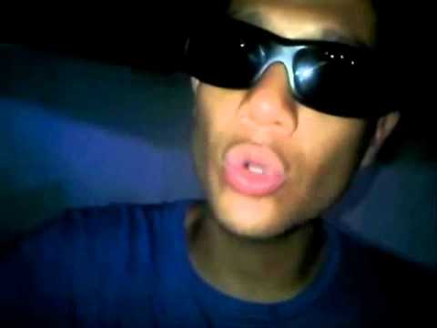 Gregory Palencia saludando a Cúpula Ancestral