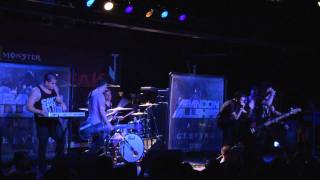 UTG TV: Abandon All Ships - Heaven (Live 11-23-11)(1080p HD)