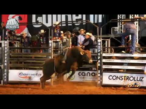 cosme antonio filho vs desonesto cia 3 corações  Expopar paranaiba 2022