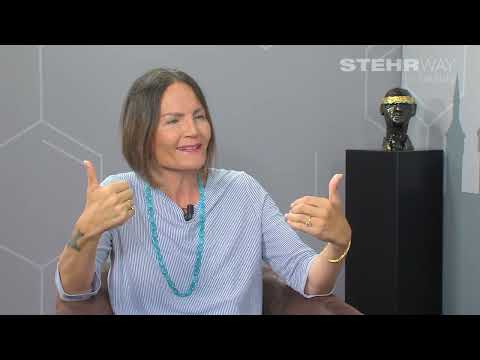 SCHÖN PERSÖNLICH mit Transfrau Nadia Brönimann