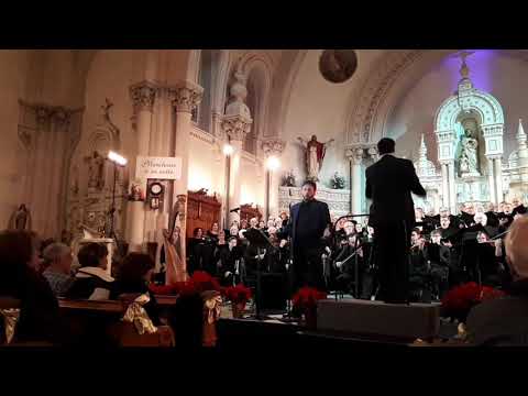 Gino Quilico - Hallelujah Clip with Choir
