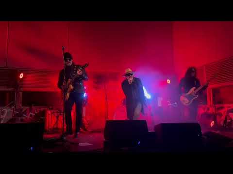 Intro show Red N' Rebel. 21 11 2025. Cornellá Rock City.