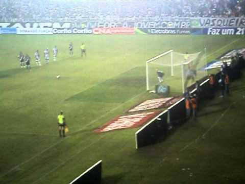 Vasco 2x1 Cabofriense--Torcida Vibrando Após o 2° Gol (WR).