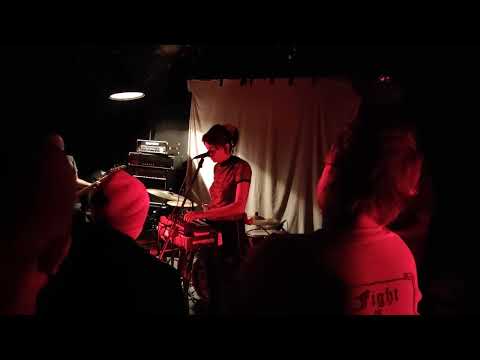 2021-11-27 ŸPERITIFF @ Bajkazyl, Brno, CZ