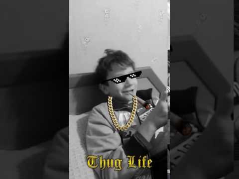 Maniaka 222 гони деца от неговата собственост