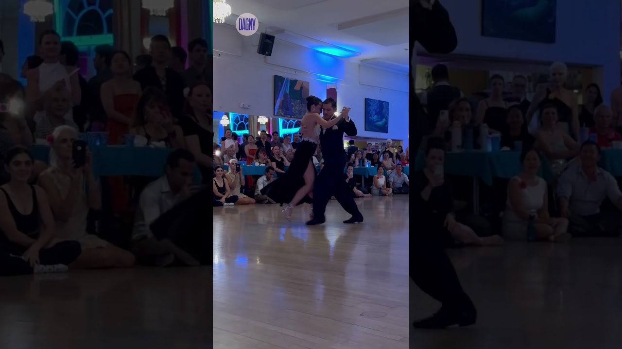 Video thumbnail for Yanina Quiñones & Neri Piliu dancing to "Milonga del ‘83" by La Juan D’Arienzo at TOTR 2024 (1/11)