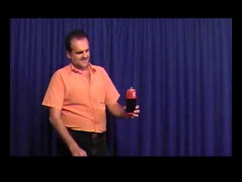 Vanishing Diet Coke Can by Bazar de Magia