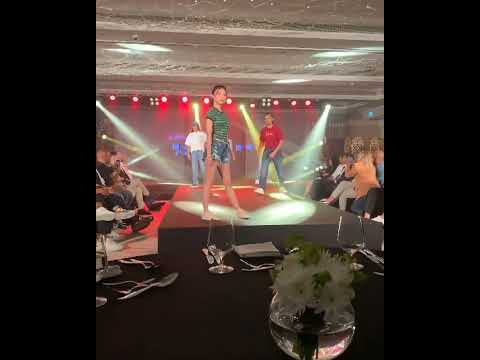 Shaheed  Levis fashi...